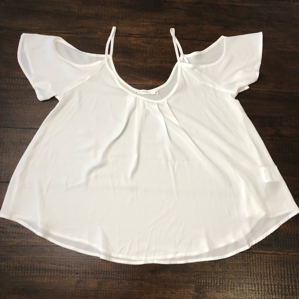 White Lush flowy shirt size small